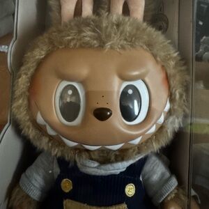 LABUBU Time to chill-Vinyl Plush Doll